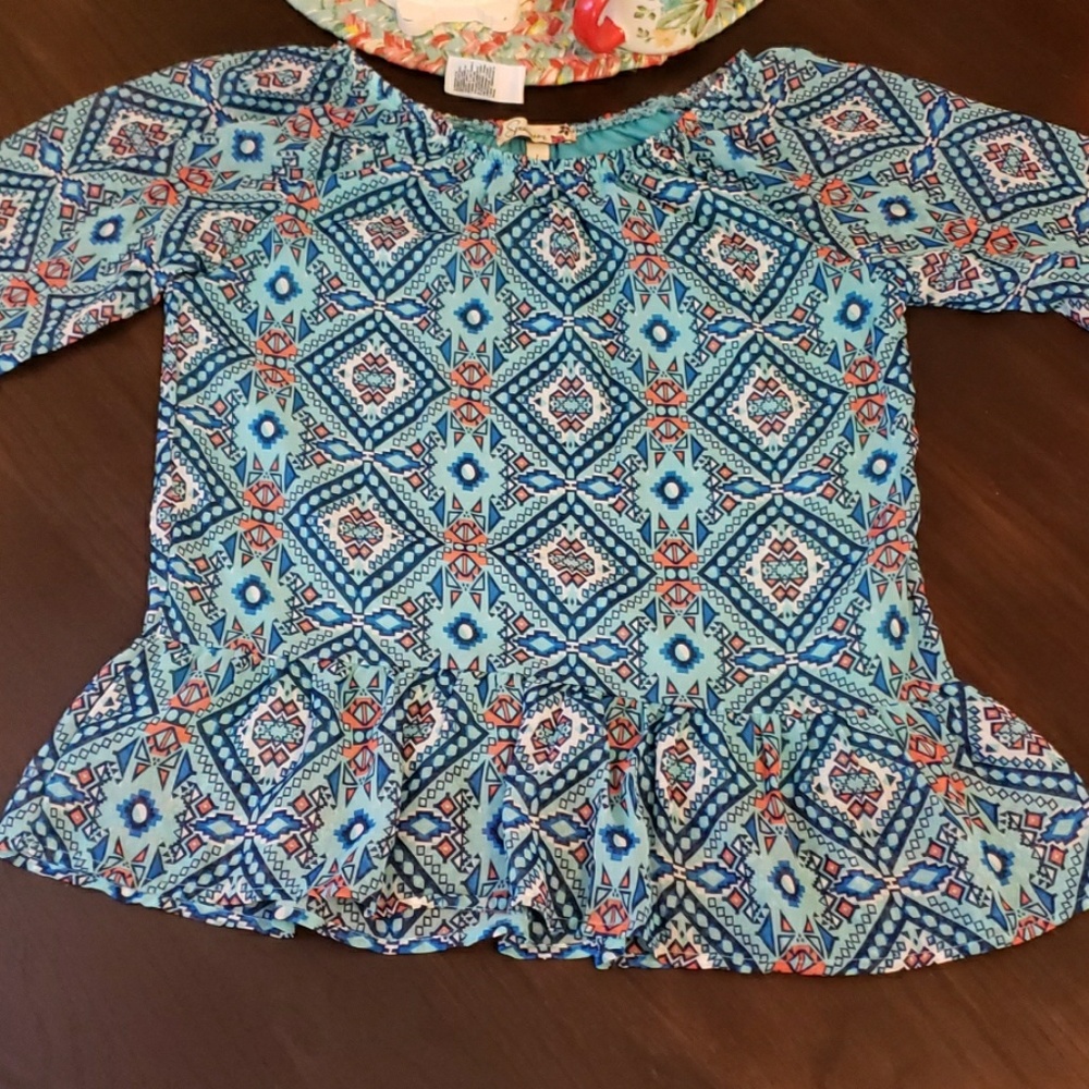 Girls top - Picture 4 of 4